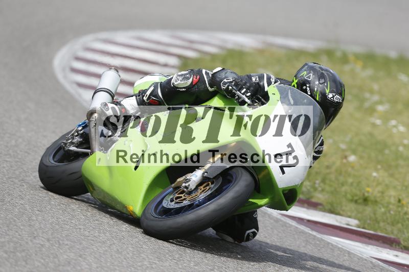 /10 20.04.2026  Pluess Moto Sport ADR/Freies Fahren/72